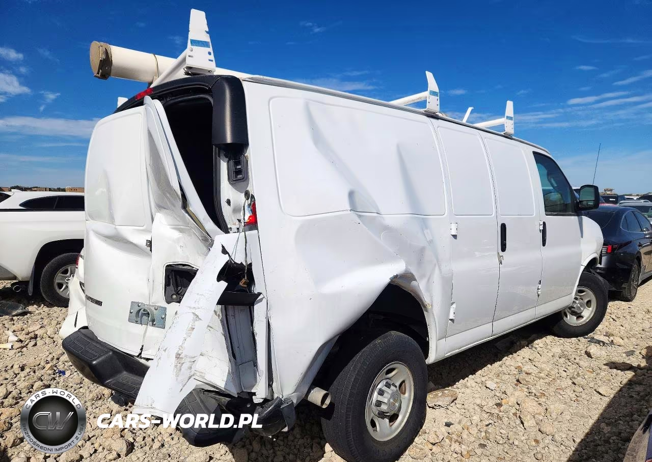 2023 Chevrolet Express G2500 VIN:1GCWGAFP6P1219212 - 3