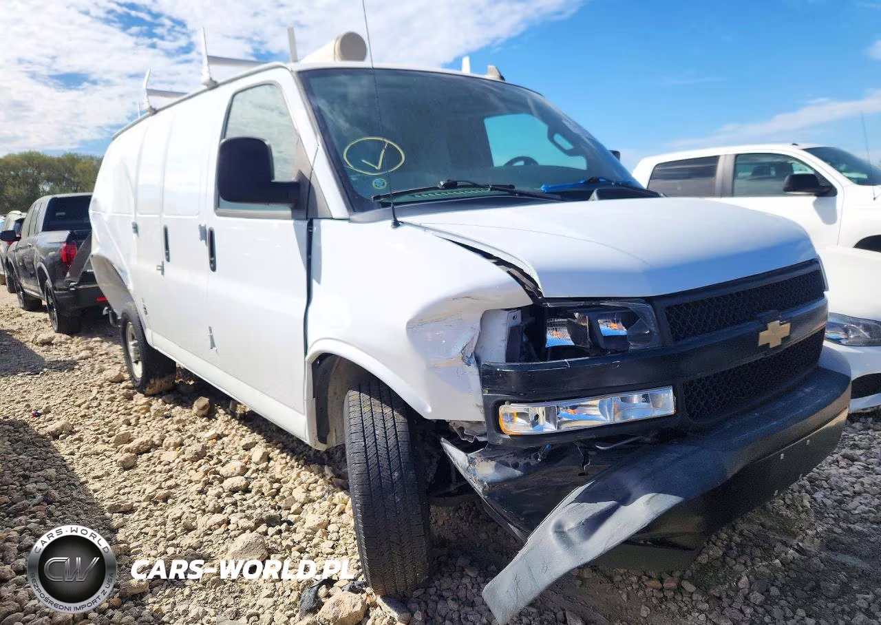 2023 Chevrolet Express G2500 VIN:1GCWGAFP6P1219212 - 4