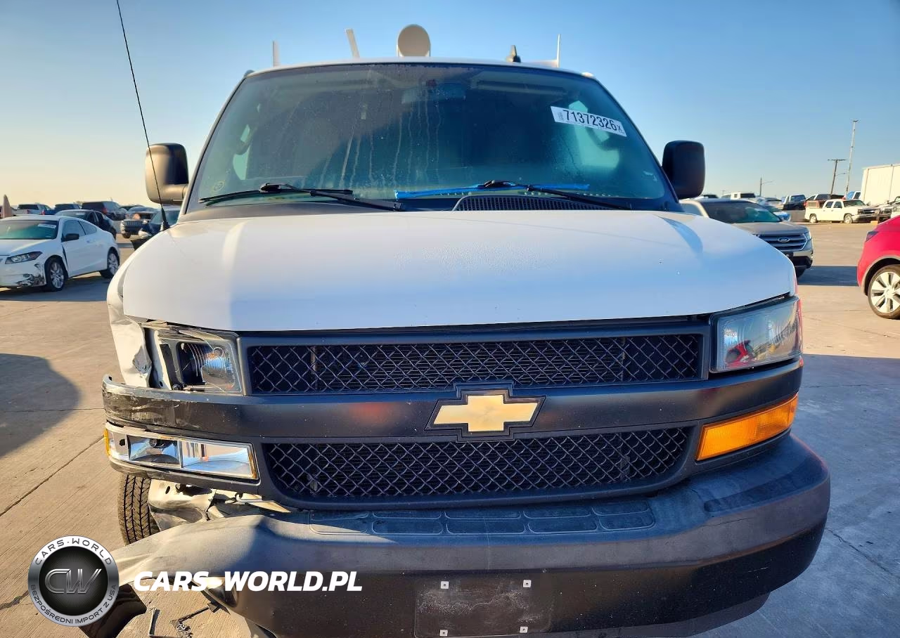 2023 Chevrolet Express G2500 VIN:1GCWGAFP6P1219212 - 5