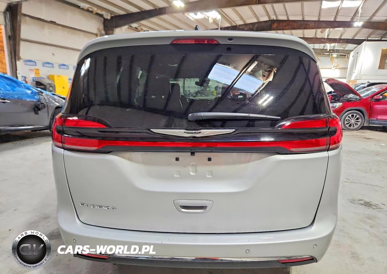 2026 Chrysler Pacifica Select VIN:2C4RC1BG3TR268386 - 6