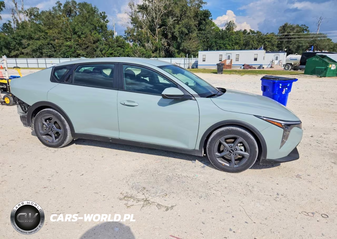 2026 Kia K4 Lxs VIN:3KPFT4DE0TE251207 - 4