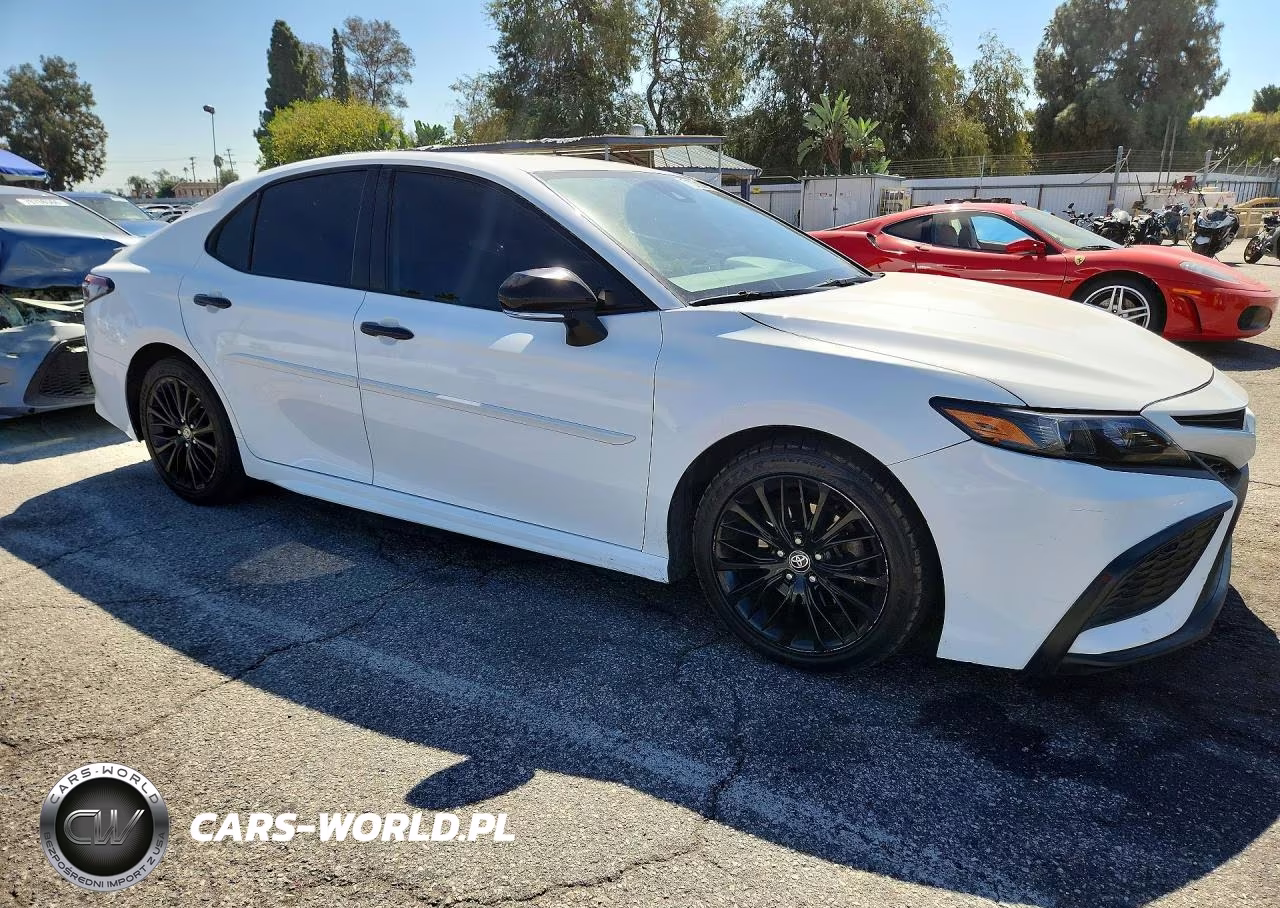 2022 Toyota Camry Se Nightshade Edition VIN:4T1G11AK5NU022198 - 4