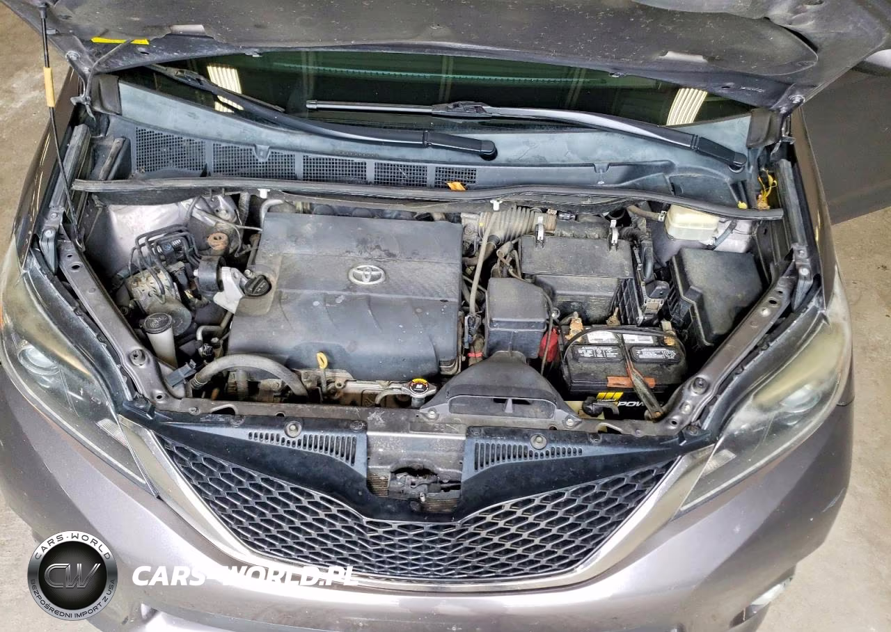 2015 Toyota Sienna Sport VIN:5TDXK3DC8FS646679 - 12