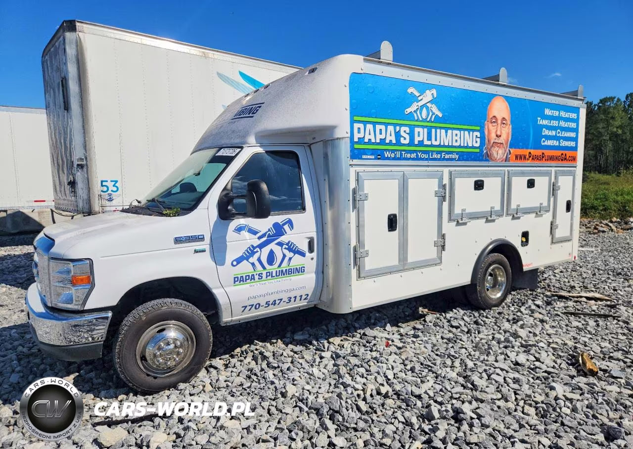 2018 Ford E350 Delivery Truck