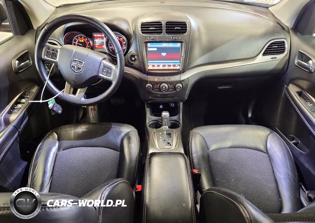 2018 Dodge Journey Crossroad VIN:3C4PDDGG0JT371175 - 8