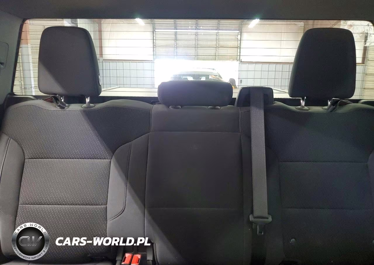 2022 Chevrolet Silverado Ltd C1500 Custom VIN:3GCPWBEK2NG112109 - 10