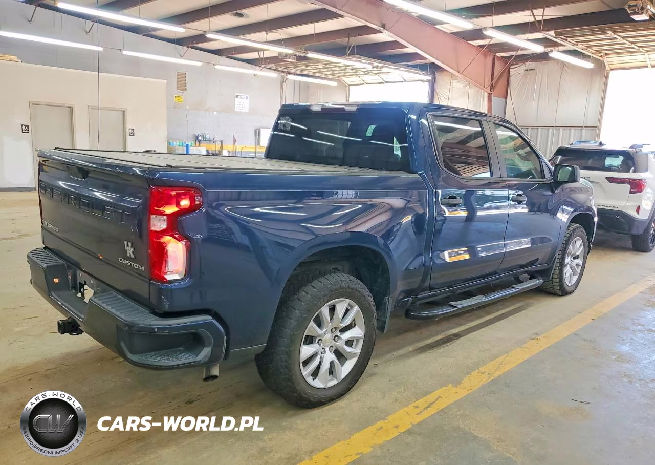 2022 Chevrolet Silverado Ltd C1500 Custom VIN:3GCPWBEK2NG112109 - 3