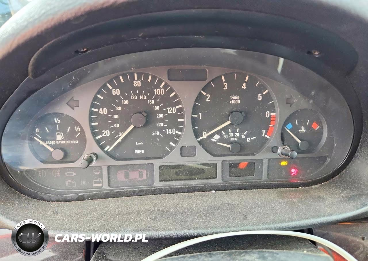 1999 BMW 323 I Automatic VIN:WBAAM3332XCA80961 - 9