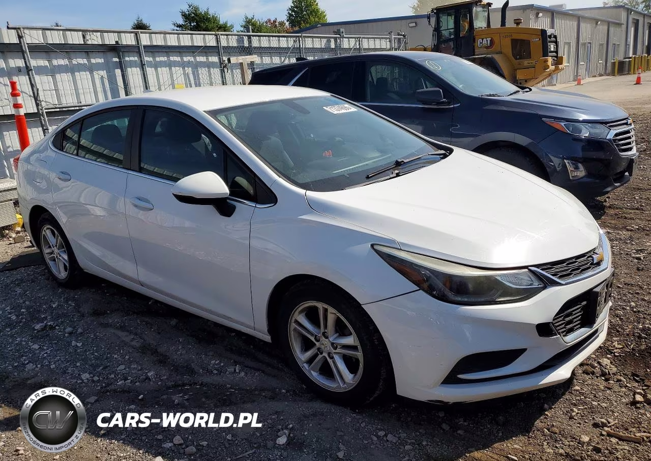 2016 Chevrolet Cruze Lt VIN:1G1BE5SM9G7297108 - 4