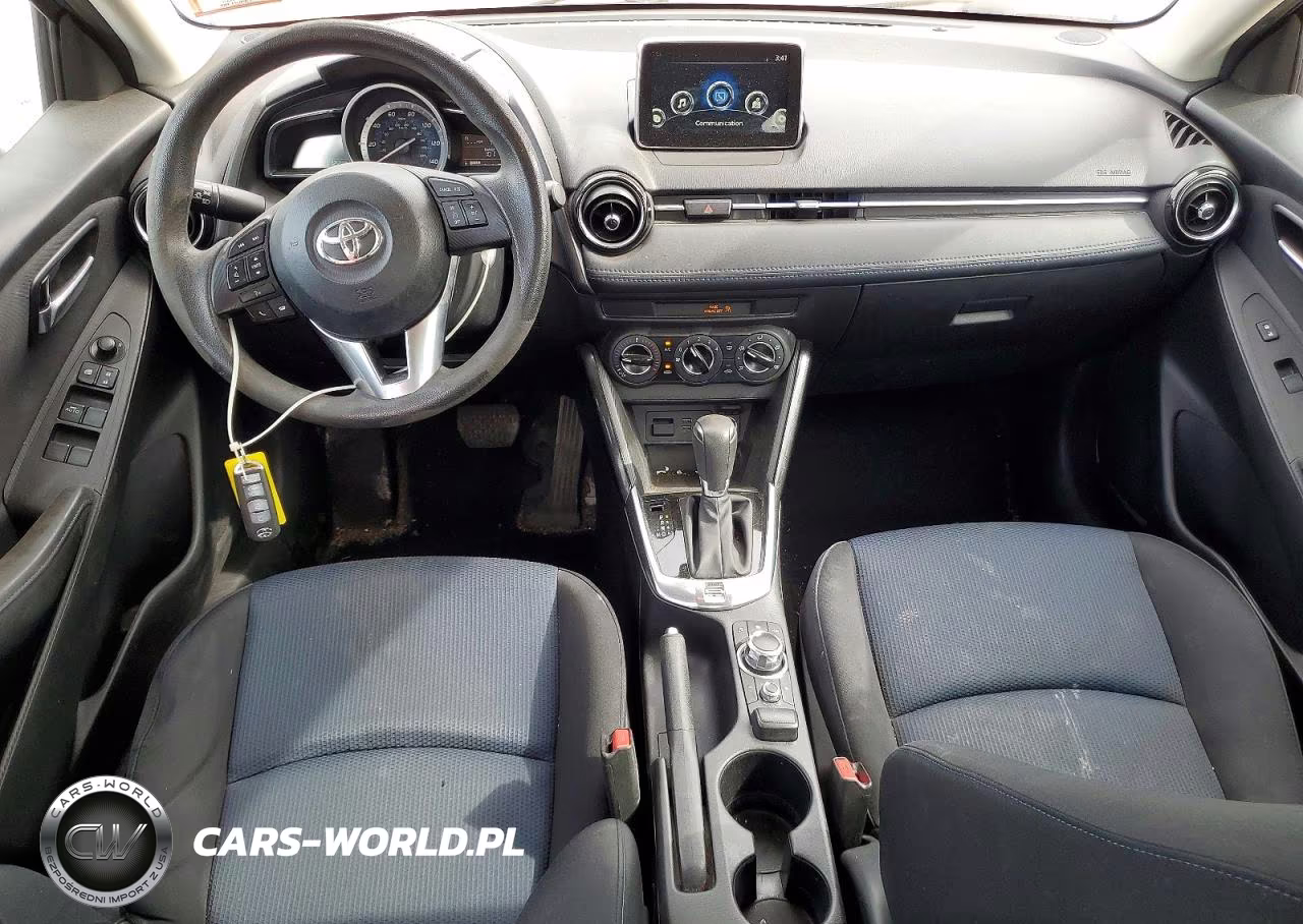 2017 Toyota Yaris Ia Base VIN:3MYDLBYV9HY180487 - 8