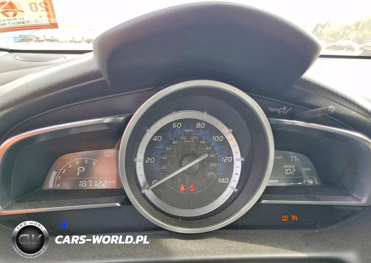 2017 Toyota Yaris Ia Base VIN:3MYDLBYV9HY180487 - 9