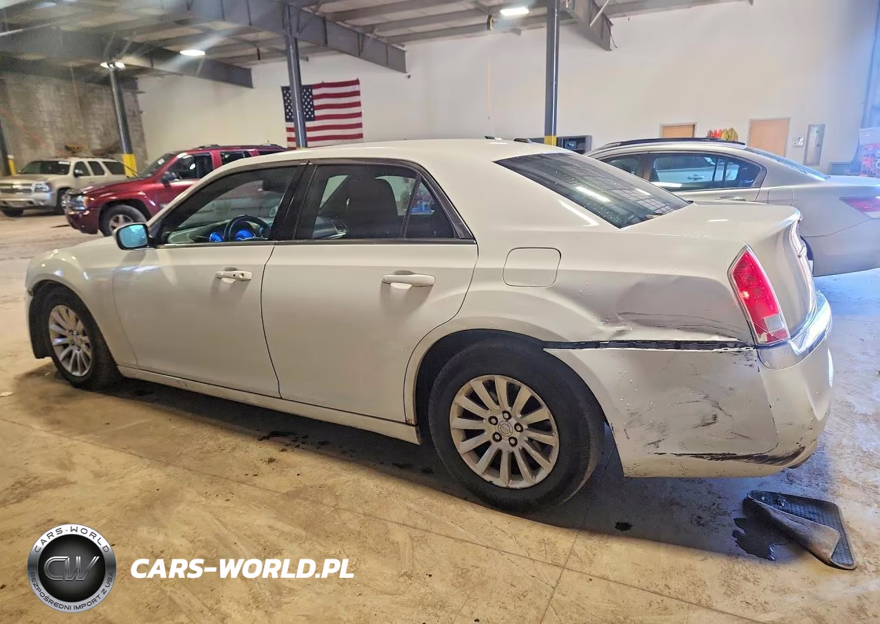 2012 Chrysler 300 VIN:2C3CCAAG6CH205946 - 2
