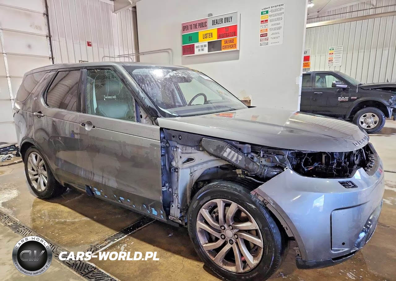 2018 Land Rover Discovery Hse VIN:SALRR2RV8JA047644 - 4