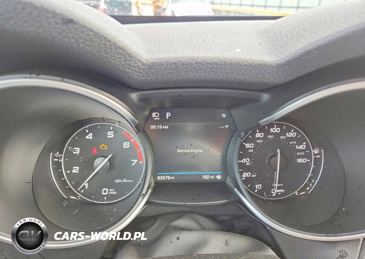 2018 Alfa Romeo Stelvio Sport VIN:ZASFAKPN3J7B69367 - 9