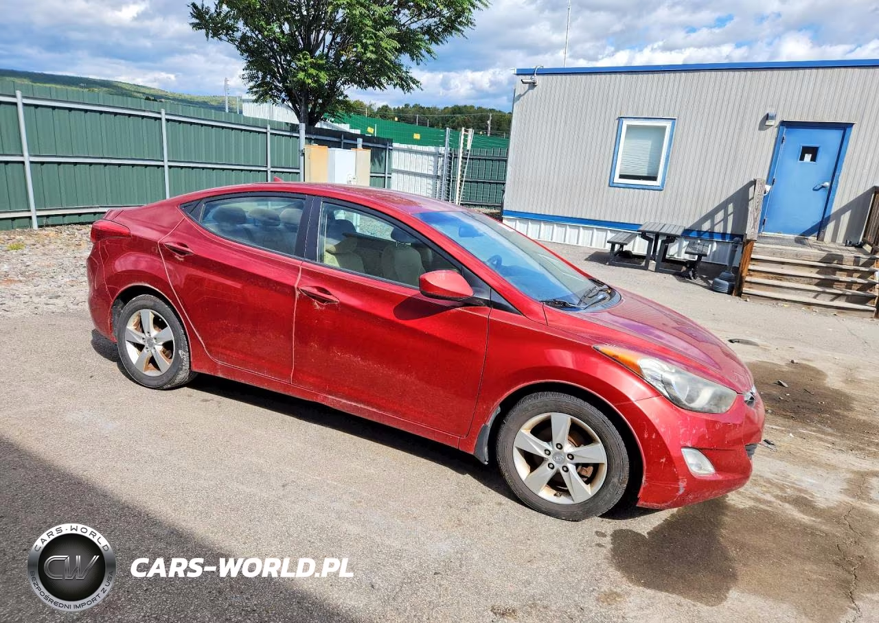 2013 Hyundai Elantra Gls VIN:KMHDH4AE7DU790418 - 4