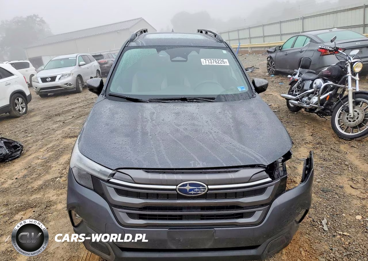 2025 Subaru Forester Limited VIN:JF2SLDRC7SH402835 - 5