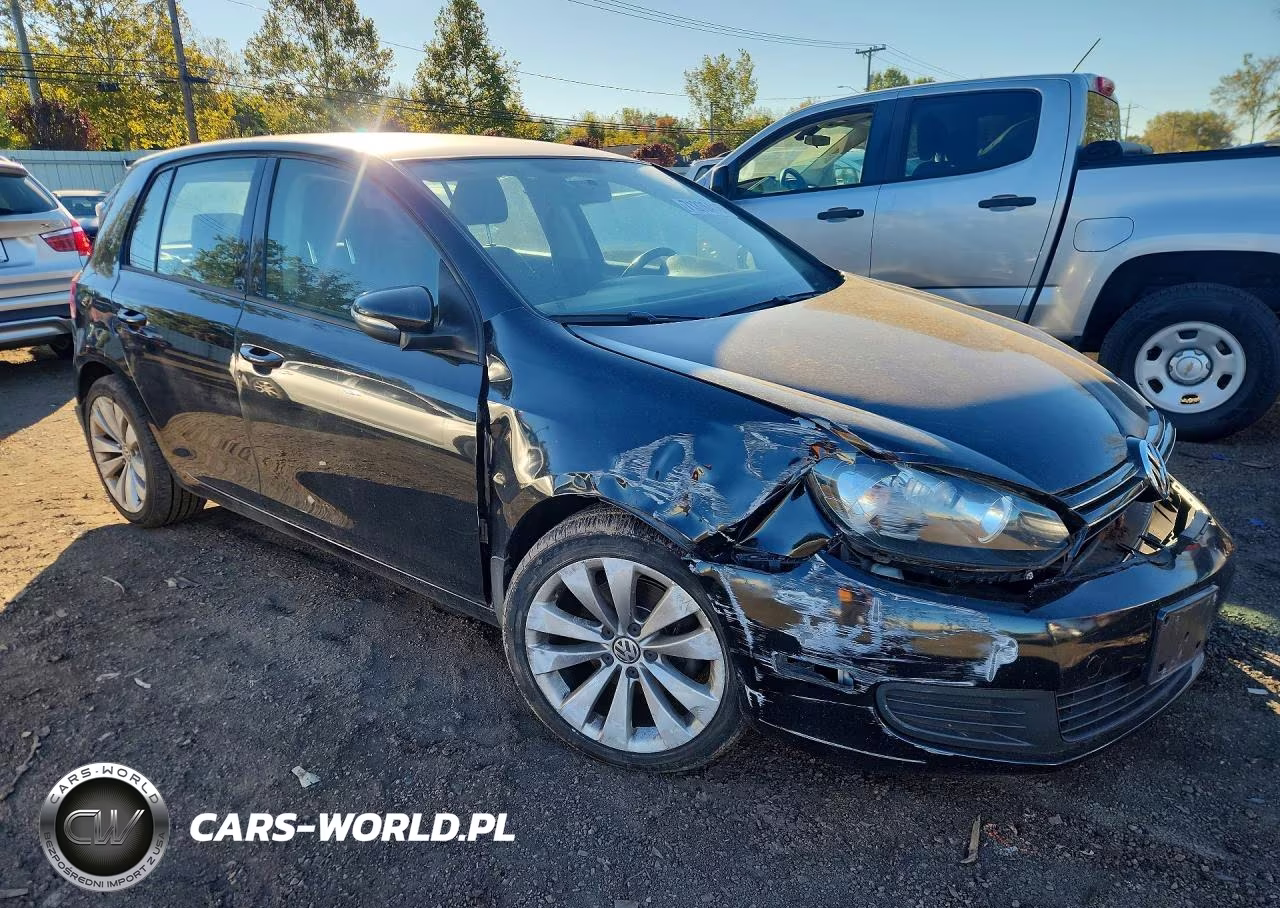 2013 Volkswagen Golf VIN:WVWDB7AJ6DW137958 - 4