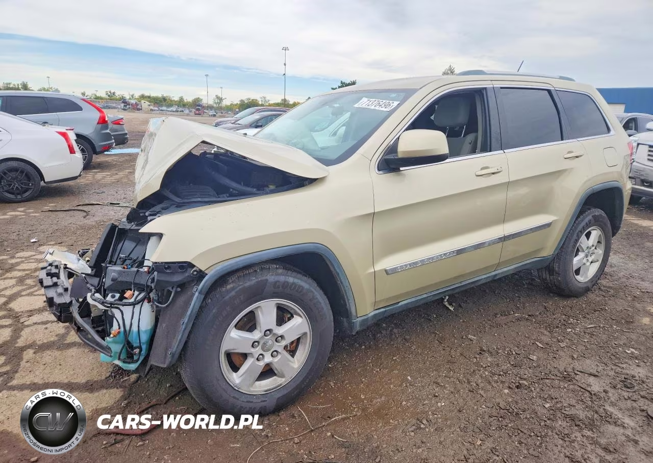2011 Jeep Grand Cherokee Laredo VIN:1J4RR4GGXBC582238 - 1