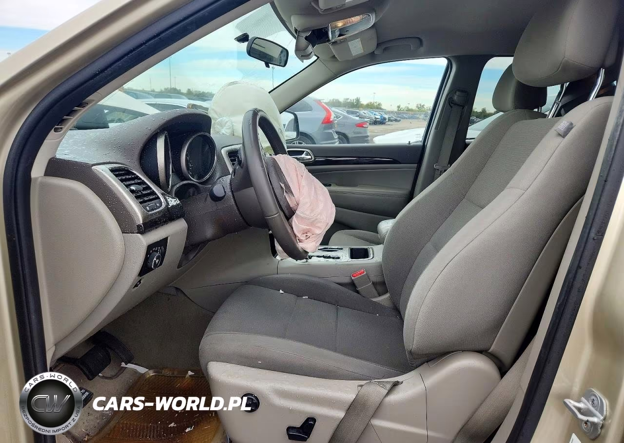 2011 Jeep Grand Cherokee Laredo VIN:1J4RR4GGXBC582238 - 7
