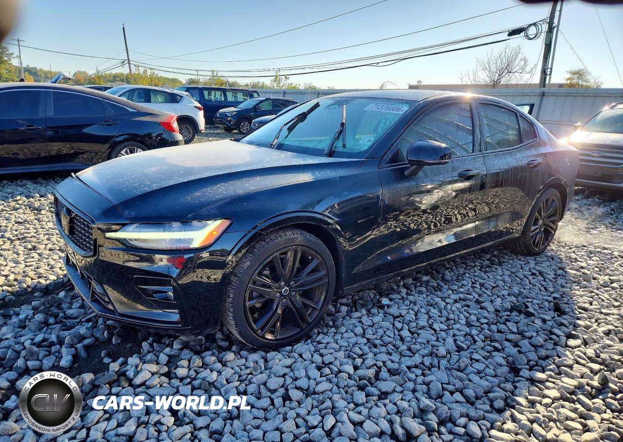 2024 Volvo S60 Plus