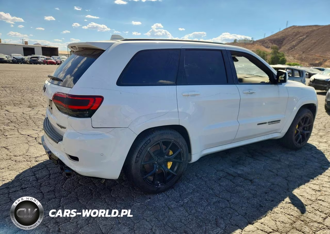 2018 Jeep Grand Cherokee Trackhawk VIN:1C4RJFN97JC269899 - 3