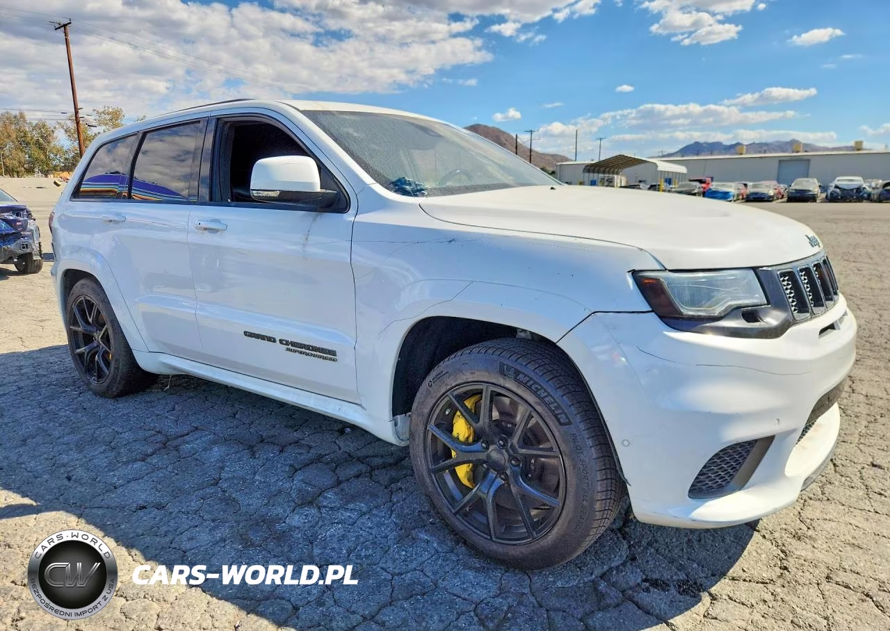 2018 Jeep Grand Cherokee Trackhawk VIN:1C4RJFN97JC269899 - 4