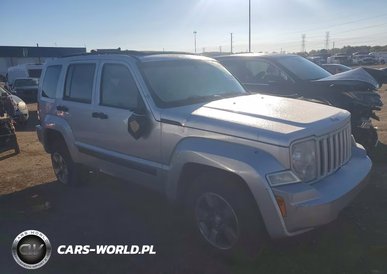 2008 Jeep Liberty Sport VIN:1J8GN28KX8W270470 - 4