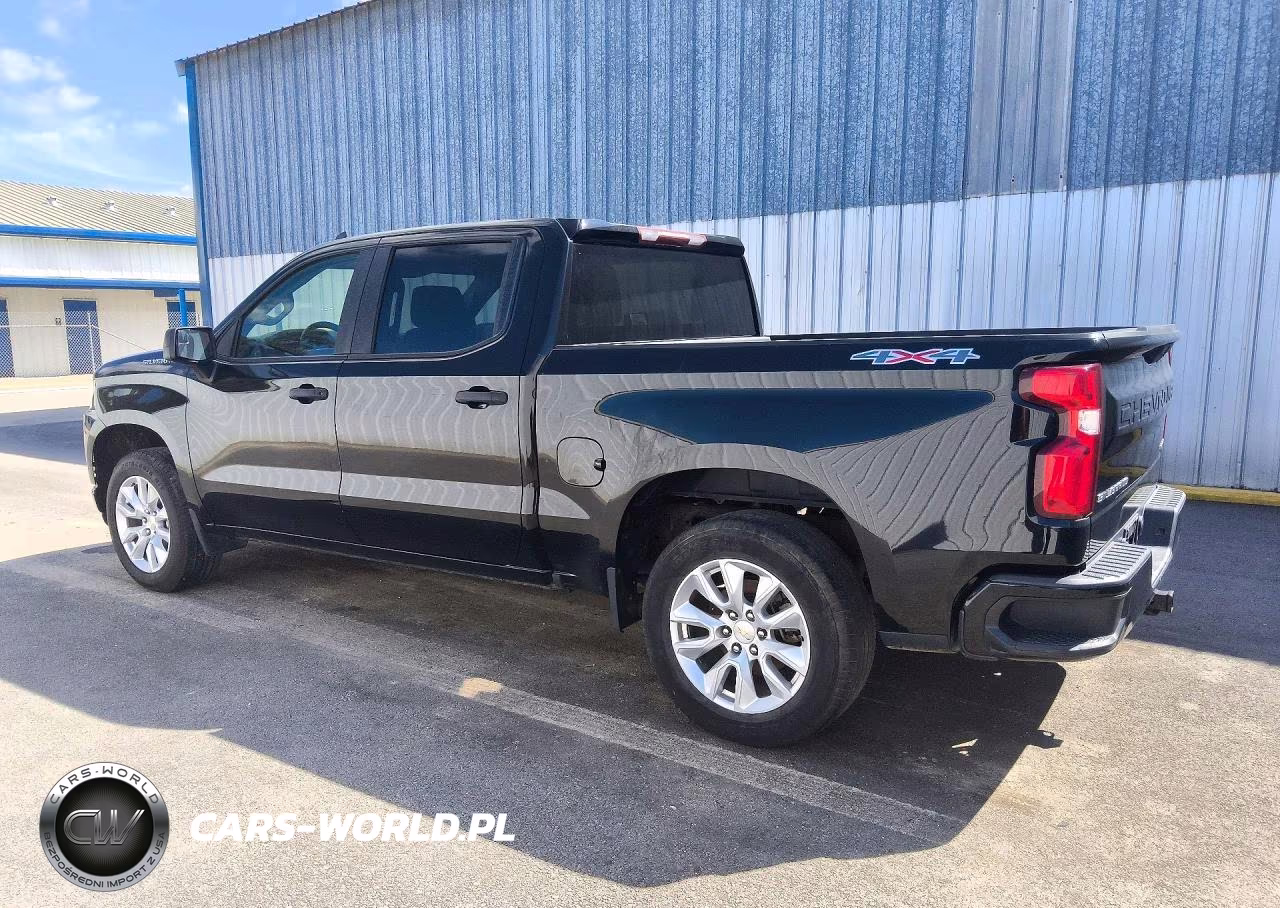 2021 Chevrolet Silverado K1500 Custom VIN:1GCPYBEK9MZ176365 - 2