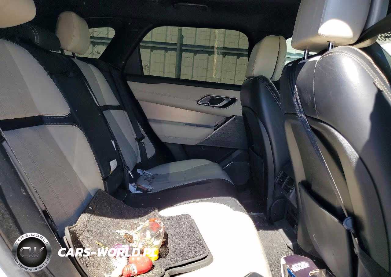 2018 Land Rover Range Rover Velar R-Dynamic Hse VIN:SALYM2RV0JA709677 - 11