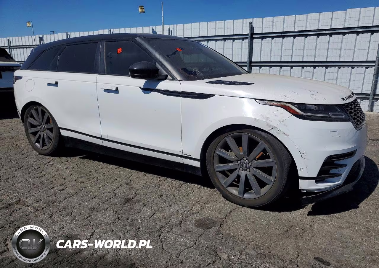 2018 Land Rover Range Rover Velar R-Dynamic Hse VIN:SALYM2RV0JA709677 - 4