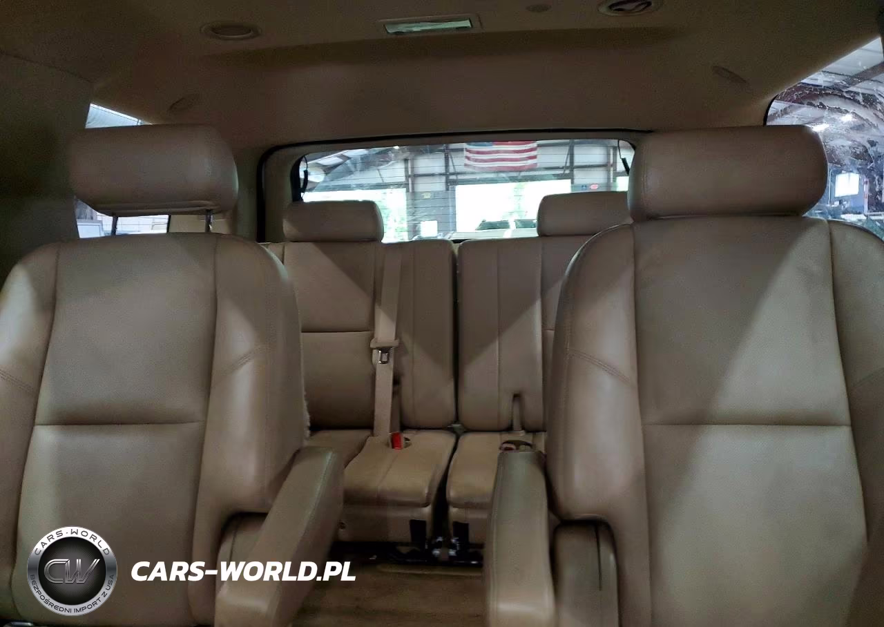 2010 GMC Yukon Denali VIN:1GKUKEEF2AR129090 - 10