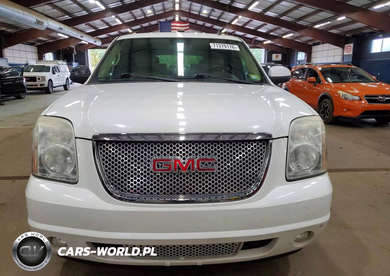 2010 GMC Yukon Denali VIN:1GKUKEEF2AR129090 - 5