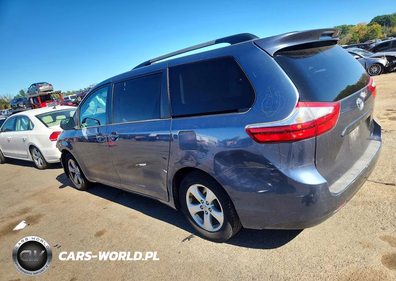 2015 Toyota Sienna Le VIN:5TDKK3DC2FS579314 - 2
