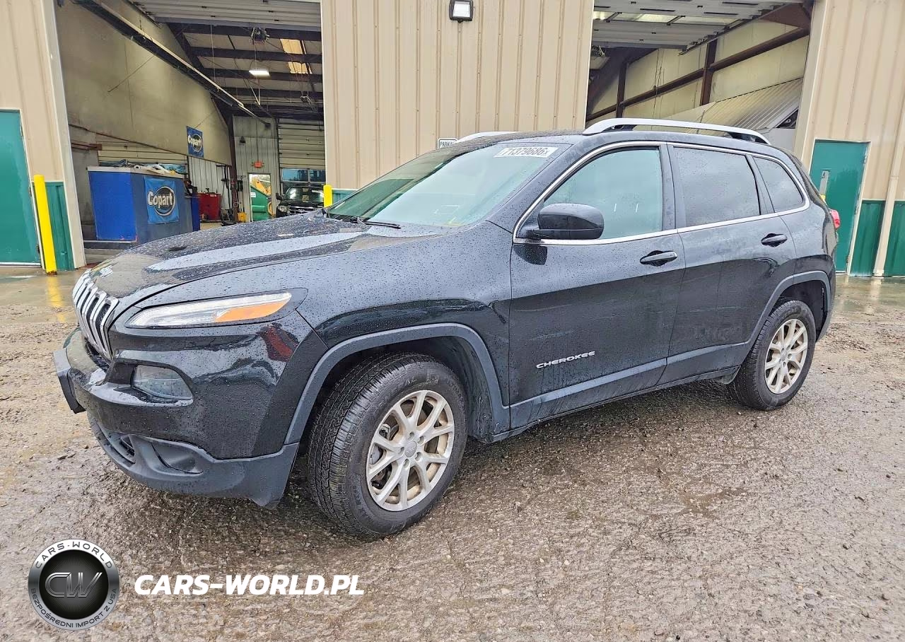 2018 Jeep Cherokee Latitude Plus – zdjęcie 1 z 12