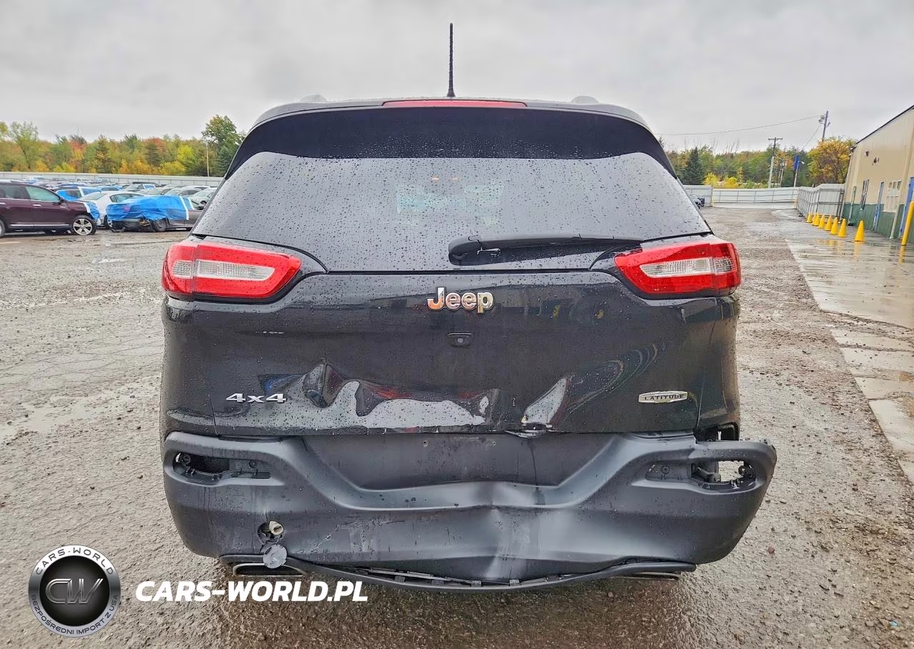2018 Jeep Cherokee Latitude Plus VIN:1C4PJMLX0JD508121 - 6