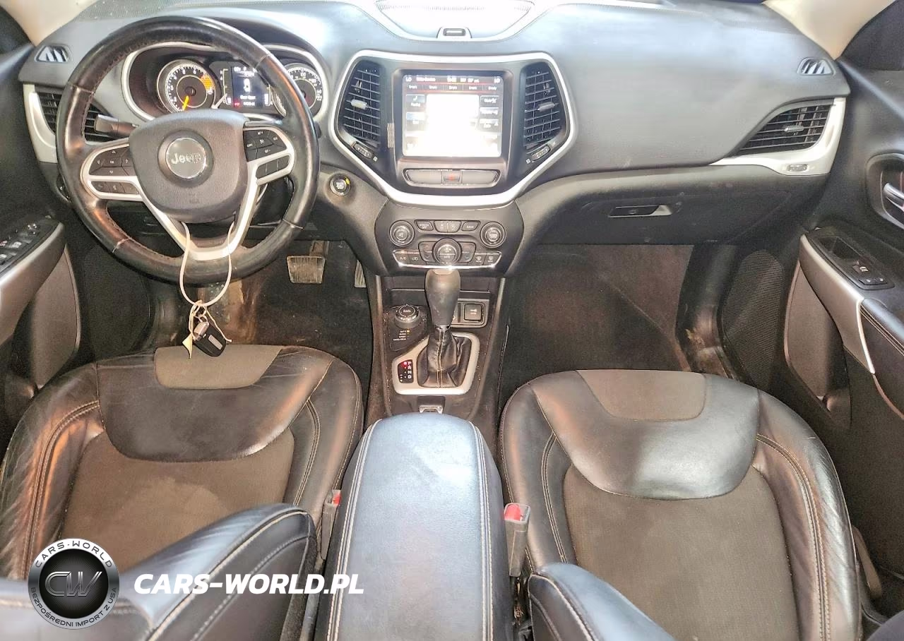 2018 Jeep Cherokee Latitude Plus VIN:1C4PJMLX0JD508121 - 8