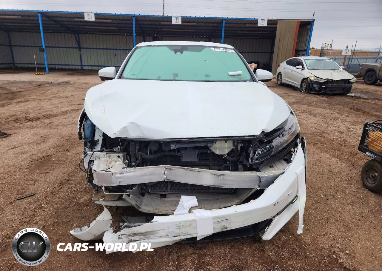 2018 Honda Clarity Touring VIN:JHMZC5F36JC005487 - 5