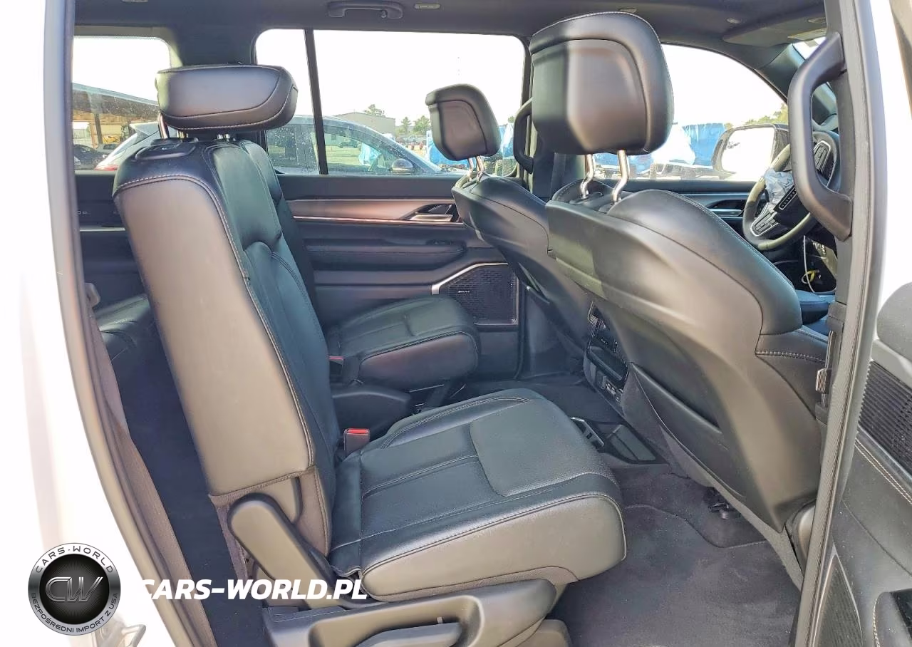 2023 Jeep Wagoneer Series Ii VIN:1C4SJVBP1PS559309 - 11