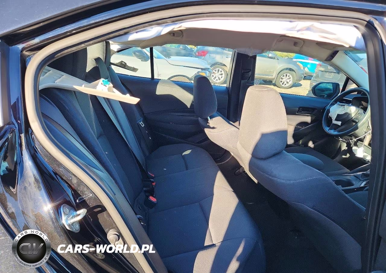 2026 Toyota Corolla Le VIN:5YFB4MDEXTP392246 - 10