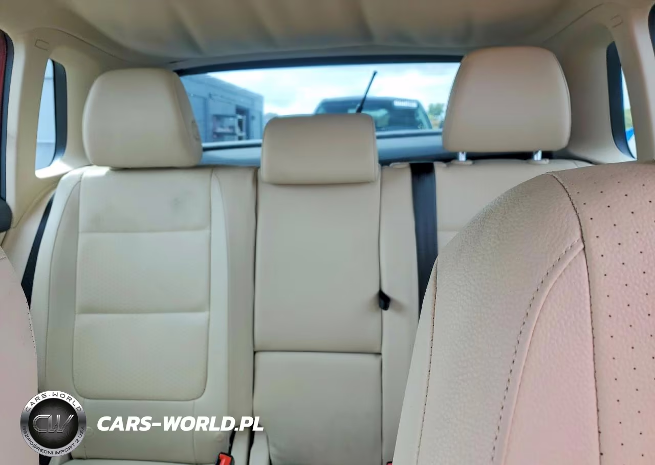 2016 Volkswagen Tiguan S VIN:WVGAV7AX9GW040719 - 10