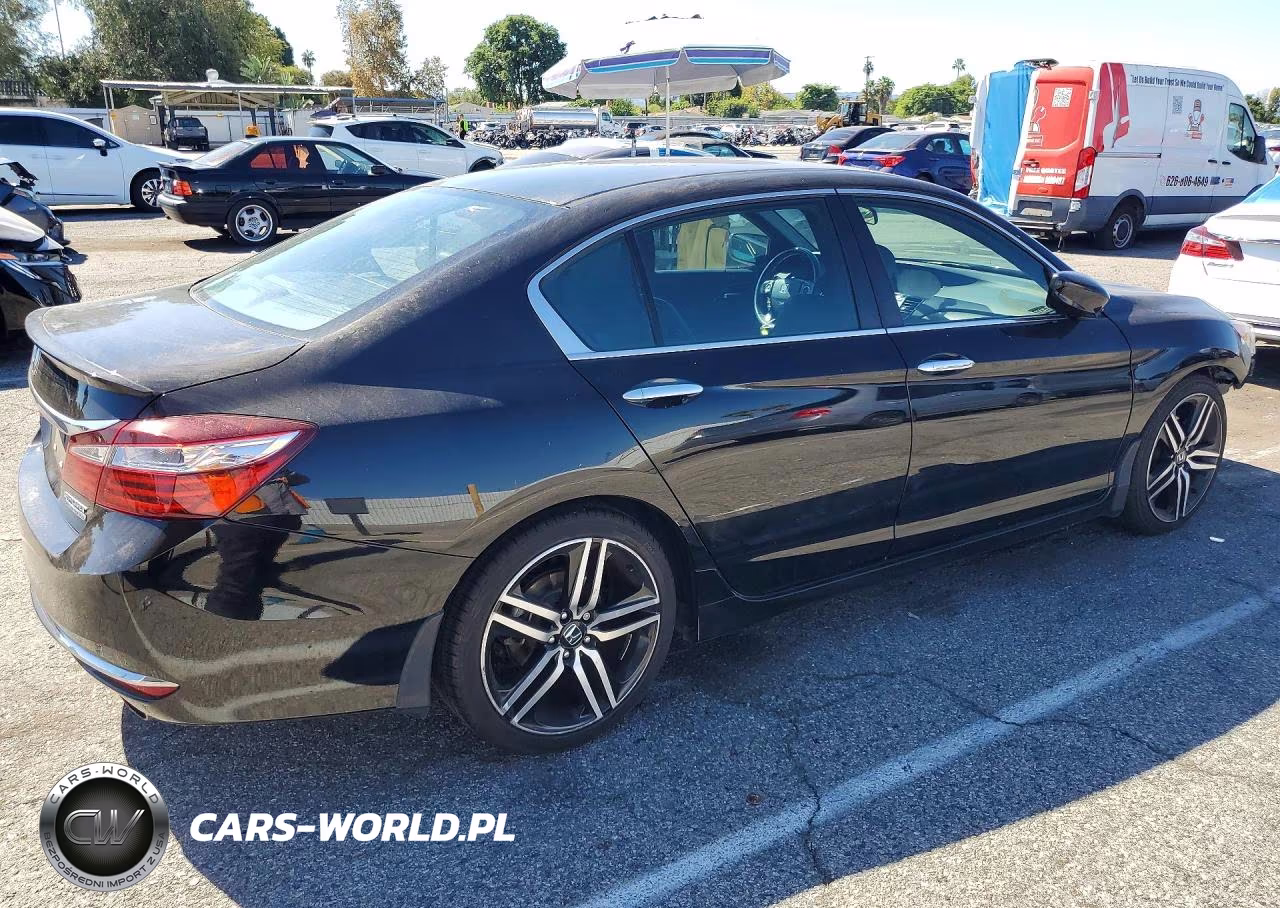 2017 Honda Accord Sport Special Edition VIN:1HGCR2F14HA068159 - 3