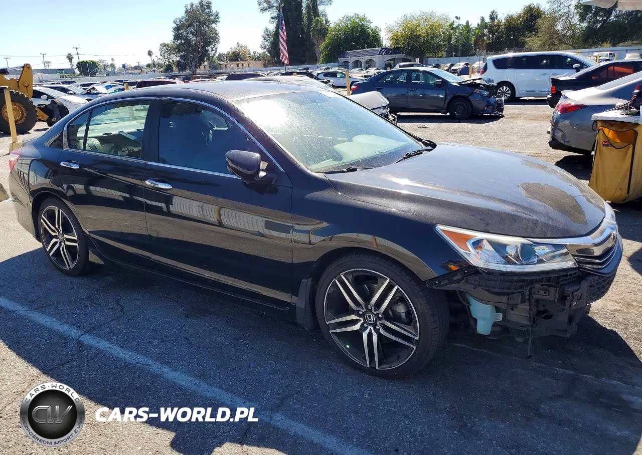 2017 Honda Accord Sport Special Edition VIN:1HGCR2F14HA068159 - 4