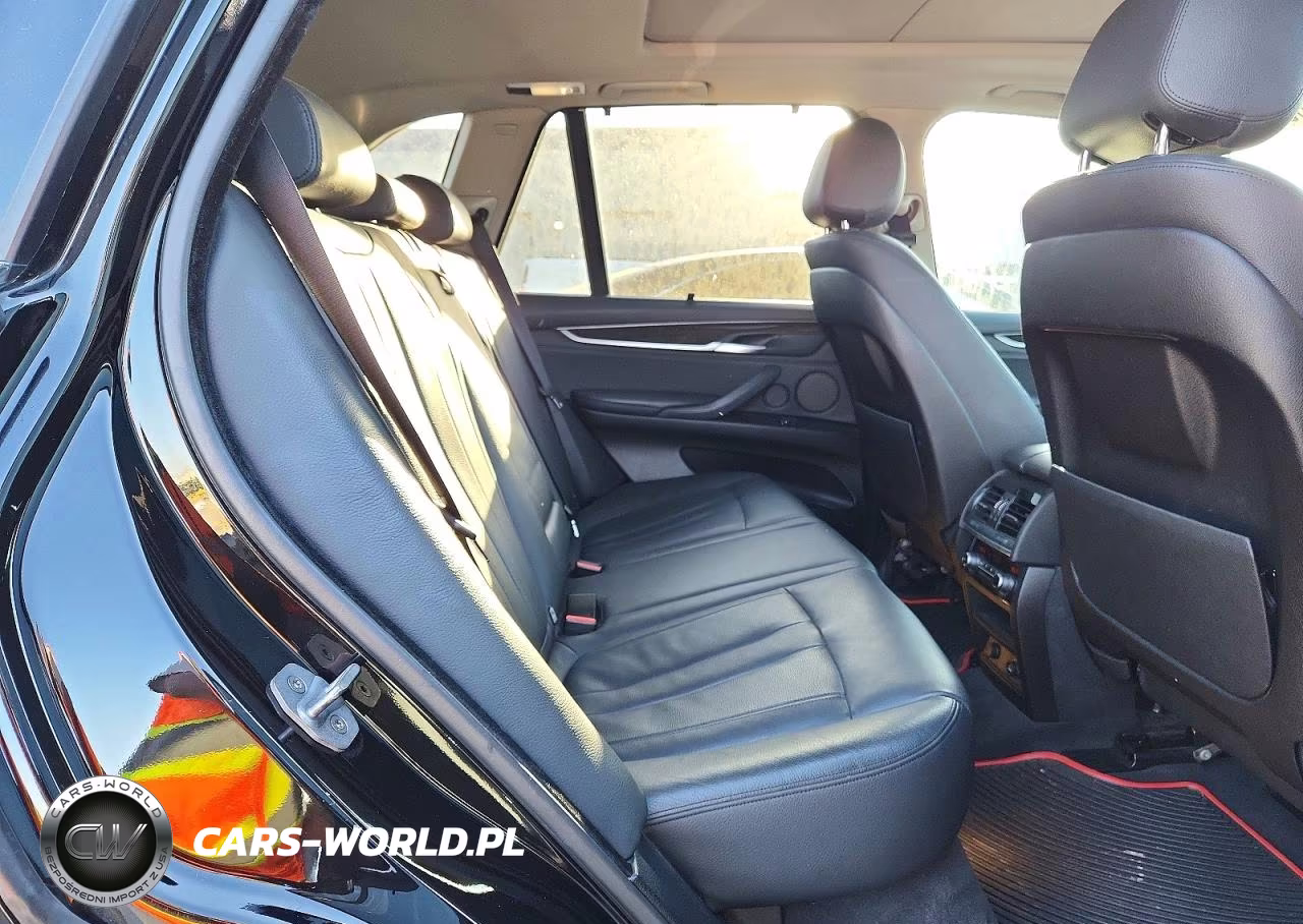 2015 BMW X5 xDrive35I VIN:5UXKR0C53F0K58140 - 11