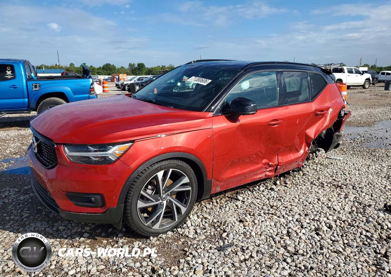2021 Volvo Xc40 T5 R-Design