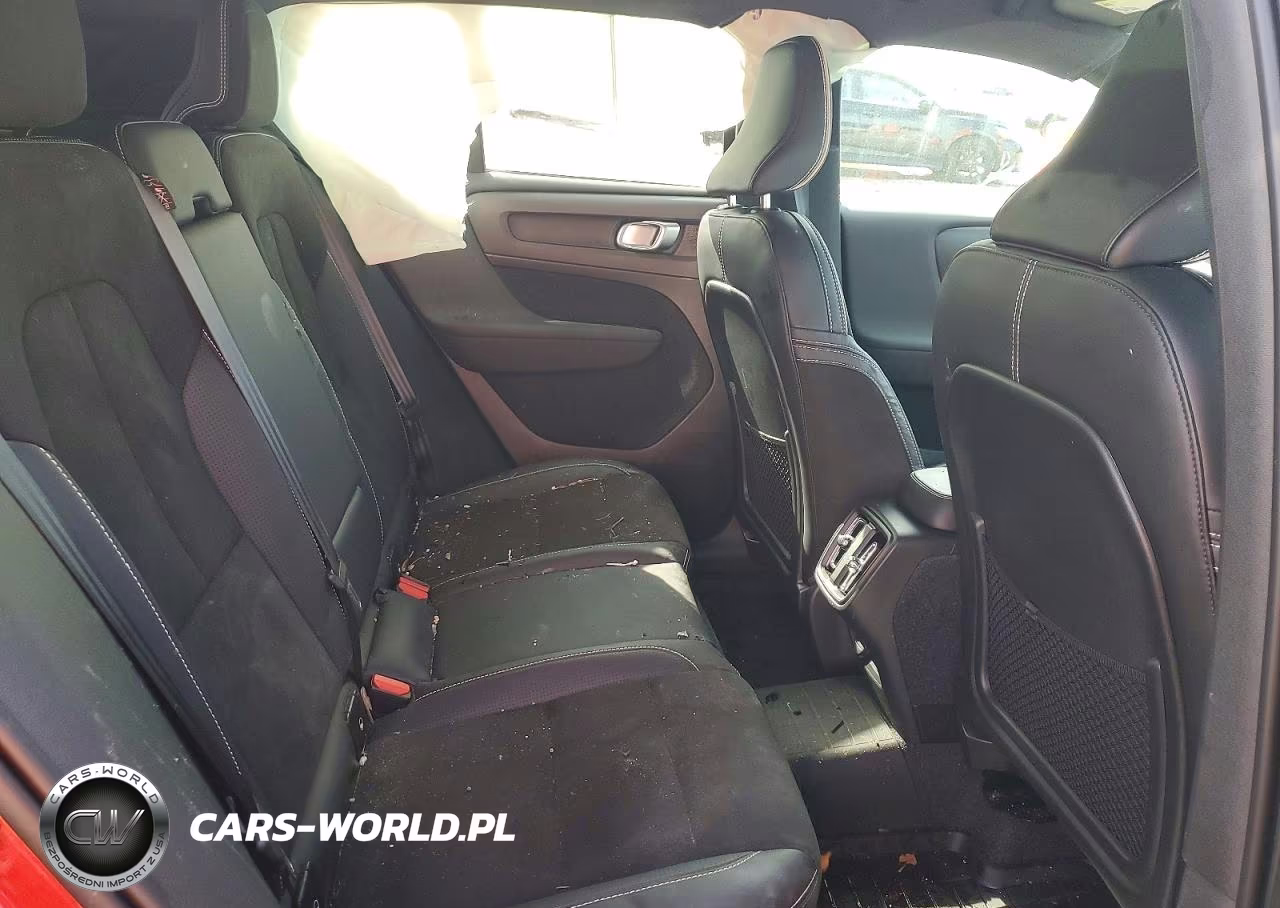 2021 Volvo Xc40 T5 R-Design VIN:YV4162UM1M2468211 - 10