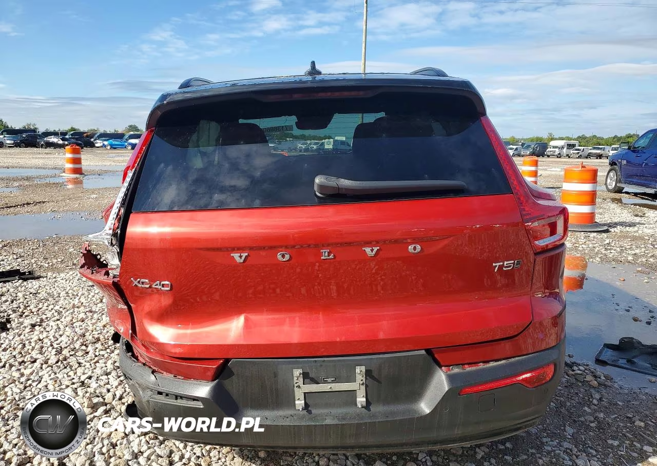 2021 Volvo Xc40 T5 R-Design VIN:YV4162UM1M2468211 - 6