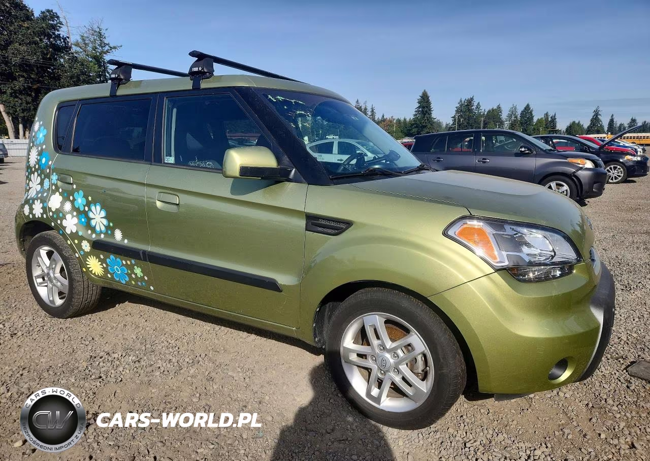 2010 Kia Soul + VIN:KNDJT2A26A7106498 - 4