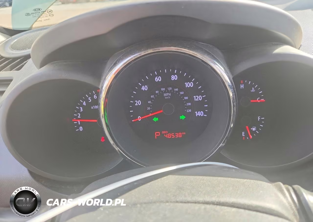 2010 Kia Soul + VIN:KNDJT2A26A7106498 - 9