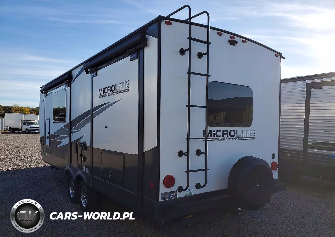2025 Fore - Forest River Recreational Vehicle (Rv) VIN:4X4TFLB2XSZ196016 - 3