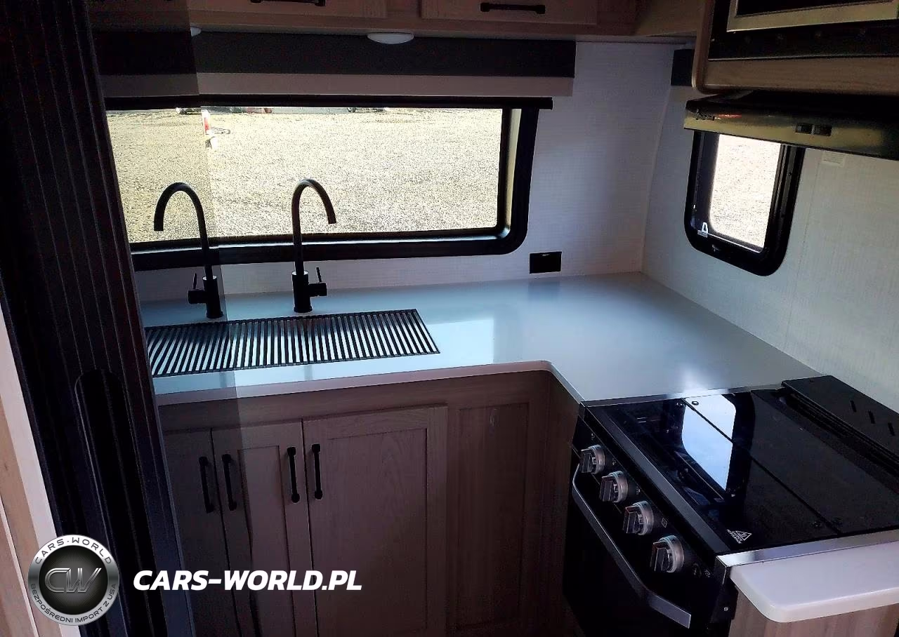 2025 Fore - Forest River Recreational Vehicle (Rv) VIN:4X4TFLB2XSZ196016 - 5